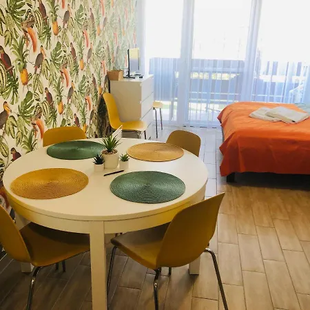 Mandarin Apartman *