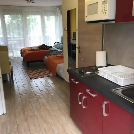 Mandarin Apartman