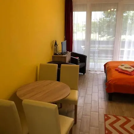 Mandarin Apartman Διαμέρισμα