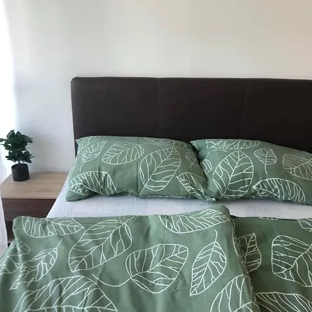 Mandarin Apartman Διαμέρισμα *